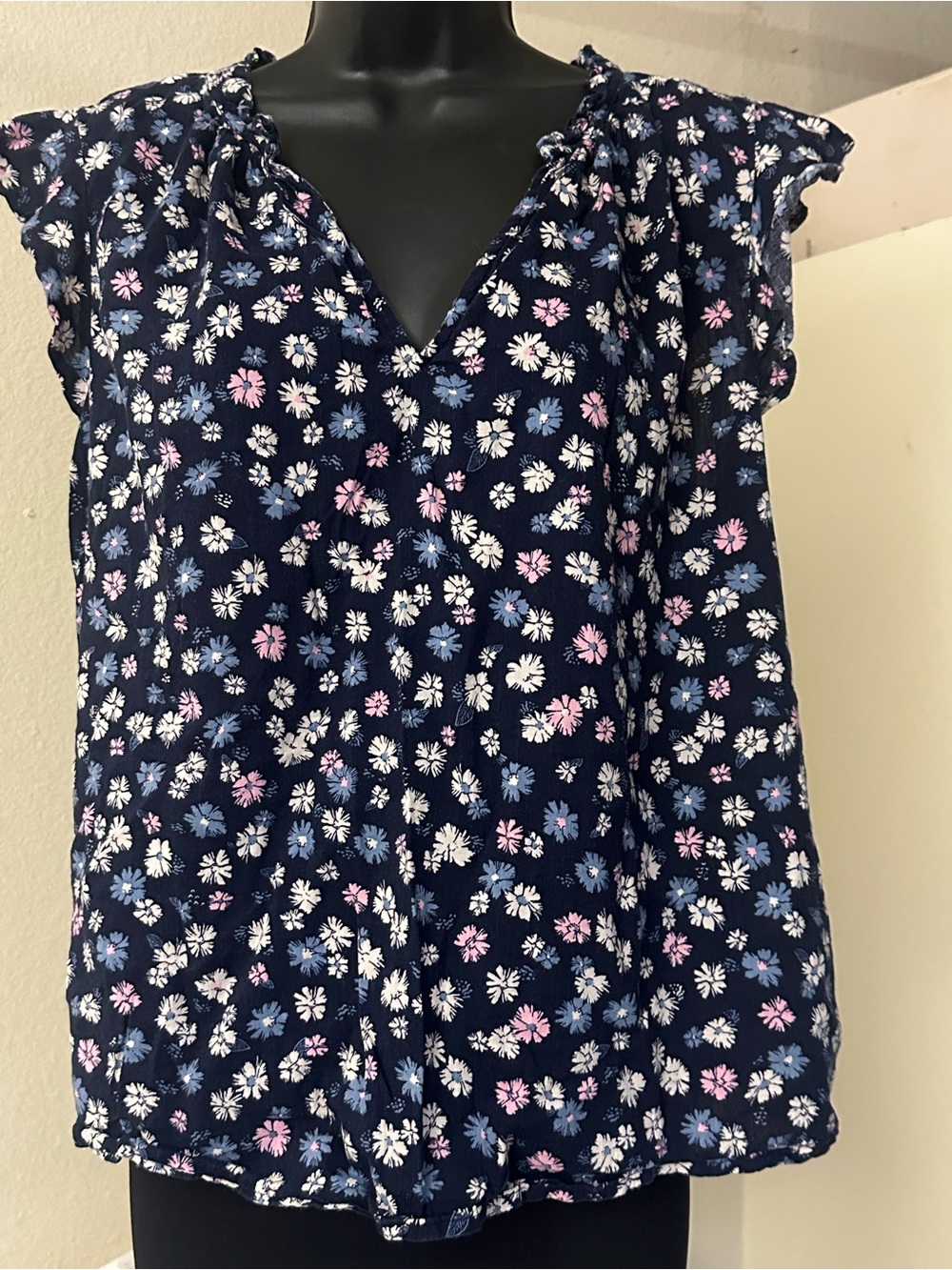 Women’s Navy Floral V-Neck Ruffle Sleeve Top